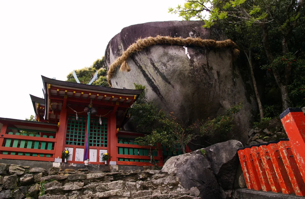 神倉神社 ゴトビキ岩